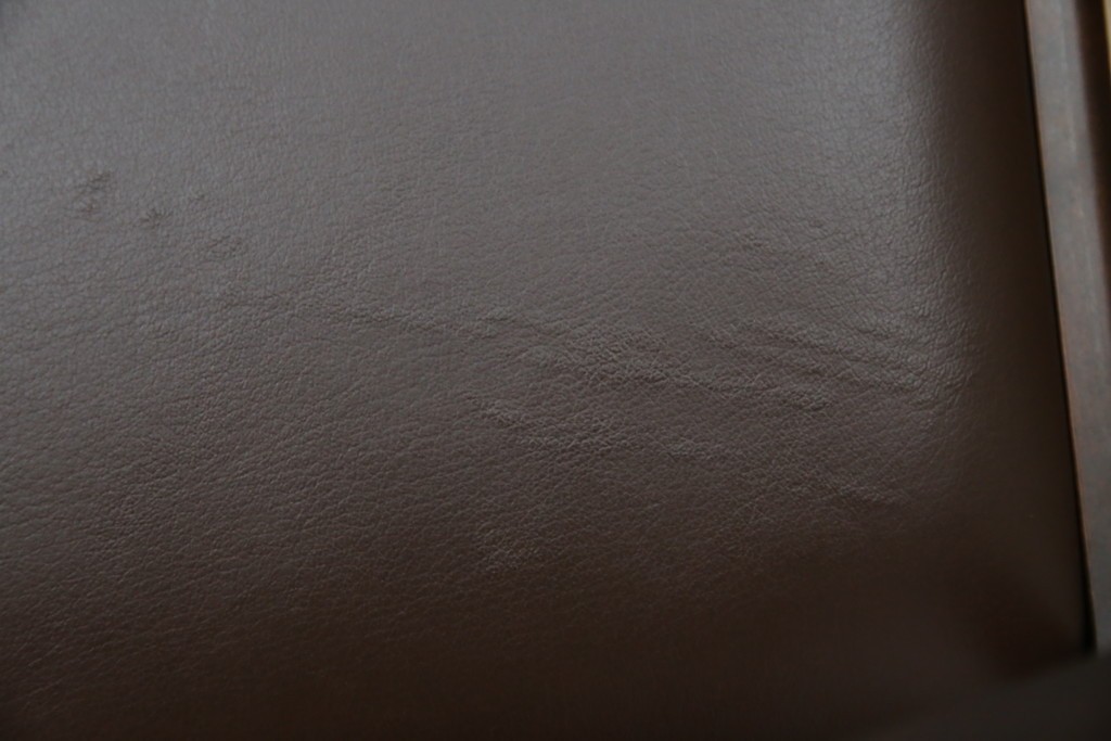 中古　超美品　元祖軽井沢彫　大坂屋家具店　繊細な桜の彫りが見事なKチェア4脚セット　定価(4脚合計)約100万円　(R-082597)