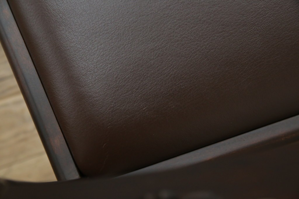 中古　超美品　元祖軽井沢彫　大坂屋家具店　繊細な桜の彫りが見事なKチェア4脚セット　定価(4脚合計)約100万円　(R-082597)