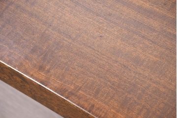 中古　美品　極厚天板　栓材　一枚板　側面玉杢材　美しい杢目が魅力の座卓(ローテーブル、センターテーブル、リビングテーブル)(R-082600)