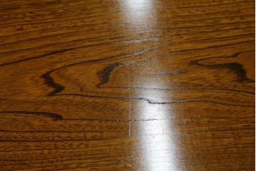 中古　美品　極厚天板　栓材　一枚板　側面玉杢材　深みのある杢目と艶やかな質感が美しいテーブルトップ　(R-082601)