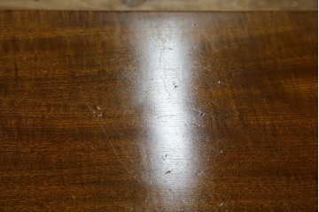 中古　美品　極厚天板　栓材　一枚板　側面玉杢材　深みのある杢目と艶やかな質感が美しいテーブルトップ　(R-082601)