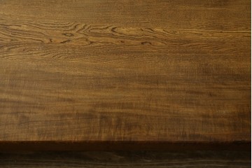 中古　美品　極厚天板　栓材　一枚板　側面玉杢材　深みのある杢目と艶やかな質感が美しいテーブルトップ　(R-082601)