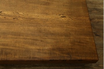 中古　美品　極厚天板　栓材　一枚板　側面玉杢材　深みのある杢目と艶やかな質感が美しいテーブルトップ　(R-082601)