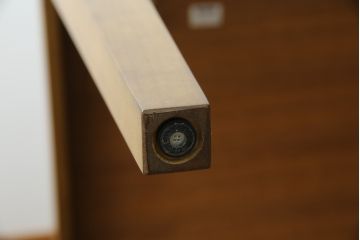 中古　家具ブランド ROCKSTONE(ロックストーン)　TOME　ウォールナット材　モダニズム的なすっきりとしたデザインがおしゃれなダイニングテーブル(4人掛け、6人掛け、食卓)(定価約19万円)(R-082602)