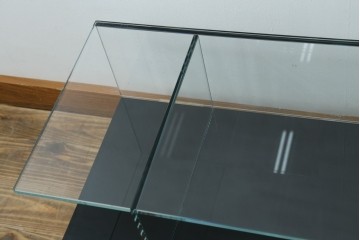 中古　美品　Cassina(カッシーナ)　269MEX(メックス)　機能性と美しさを兼ね備えたローテーブル　現行定価約28万円　(R-082604)