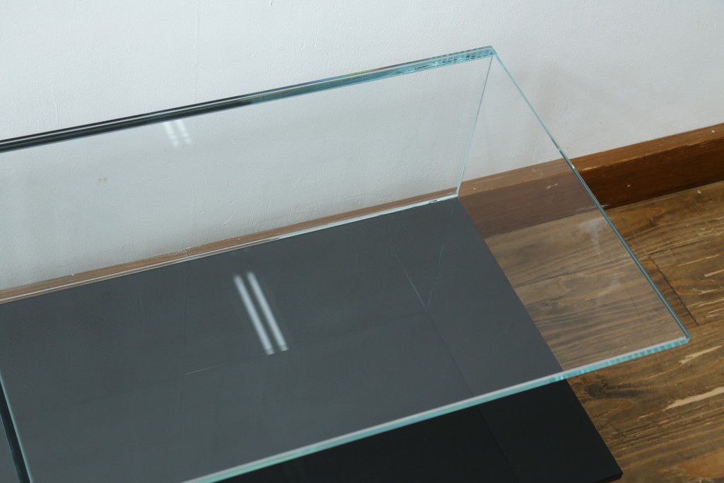 中古　美品　Cassina(カッシーナ)　269MEX(メックス)　機能性と美しさを兼ね備えたローテーブル　現行定価約28万円　(R-082604)