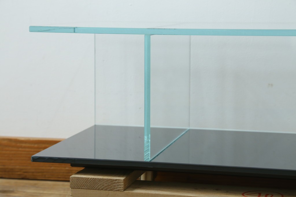 中古　美品　Cassina(カッシーナ)　269MEX(メックス)　機能性と美しさを兼ね備えたローテーブル　現行定価約28万円　(R-082604)