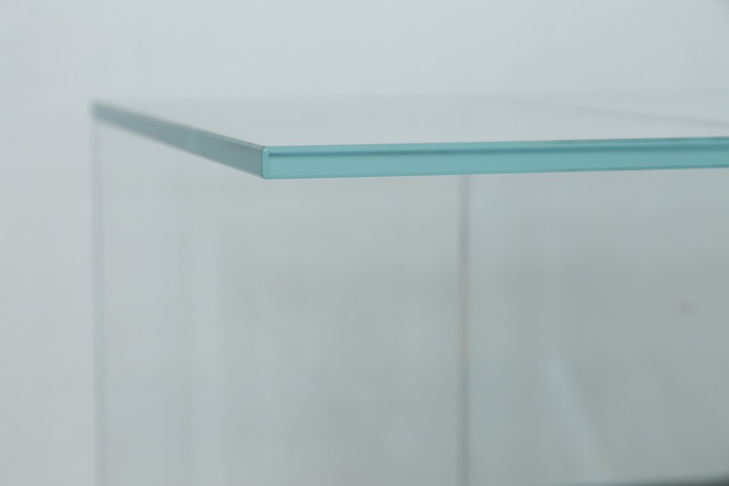 中古　美品　Cassina(カッシーナ)　269MEX(メックス)　機能性と美しさを兼ね備えたローテーブル　現行定価約28万円　(R-082604)