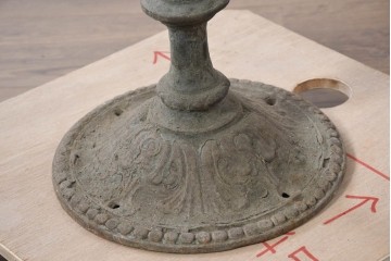 【簡易リペア限定品】　イギリスアンティーク　BUTTERWORTH & DICKINSON LTD BURNLEY　特大!!　幅280cm　トラフスタンド　時を経た質感と堅牢でありながら装飾美を兼ね備えた脚付き陳列棚　(R-082607)