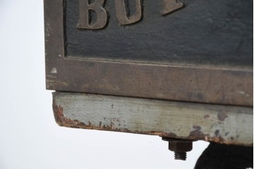 【簡易リペア限定品】　イギリスアンティーク　BUTTERWORTH & DICKINSON LTD BURNLEY　特大!!　幅280cm　トラフスタンド　時を経た質感と堅牢でありながら装飾美を兼ね備えた脚付き陳列棚　(R-082607)