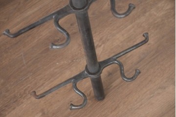 【簡易リペア限定品】　イギリスアンティーク　アイアンの重厚感と経年変化による風合いが魅力のアイアンフック　(R-082608)