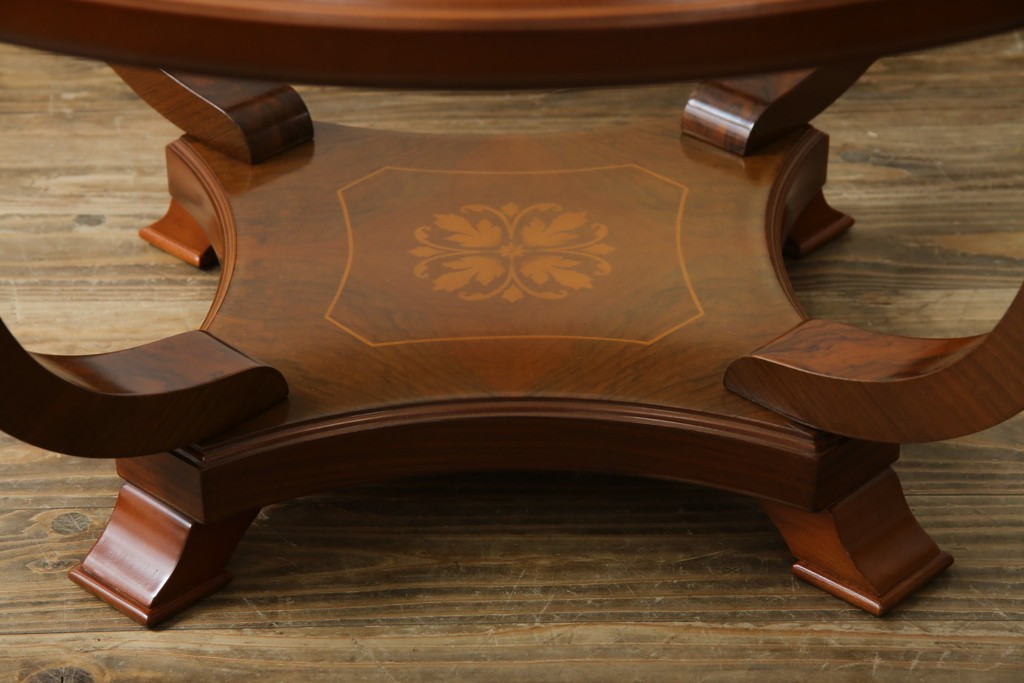 中古　イタリア　空間を格調高く演出する象嵌入りガラストップラウンドテーブル　(R-082609)