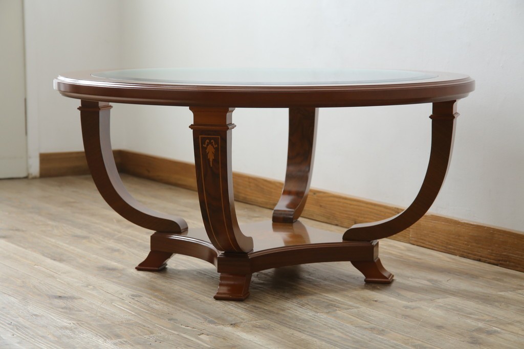 中古　イタリア　空間を格調高く演出する象嵌入りガラストップラウンドテーブル　(R-082609)