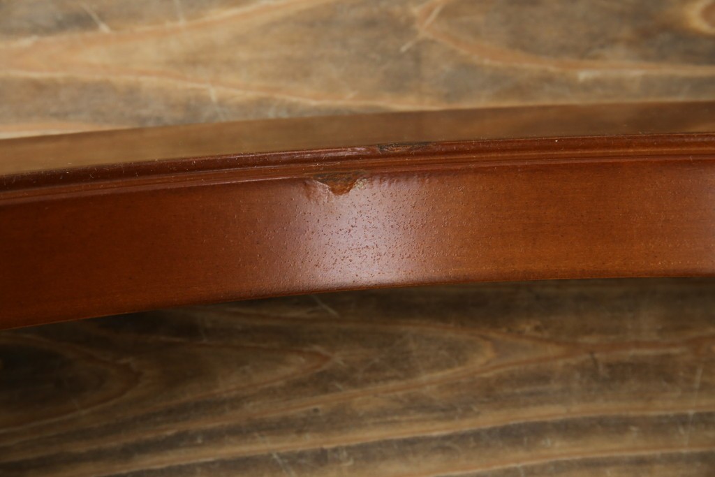 中古　イタリア　空間を格調高く演出する象嵌入りガラストップラウンドテーブル　(R-082609)