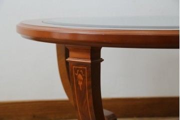 中古　イタリア　空間を格調高く演出する象嵌入りガラストップラウンドテーブル　(R-082609)