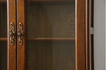 中古　美品!!　北海道旭川 近藤工芸　Solid Furniture OAK (ソリッドファニチャー オーク)　オーク材　クラシカルで上品な佇まいのビューローブックケース(ライティングビューロー、簿記机、本箱、本棚、飾り棚、収納棚、戸棚、ワークデスク、在宅用、在宅ワーク用)(R-082612)