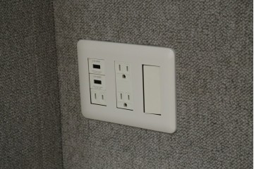 中古　美品　OHACO mini(オハコ ミニ)　集中力を高められる移動型ワークルーム　定価約65万円　(R-082613)