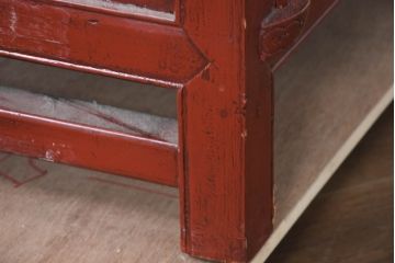 アジアンビンテージ　中国古典様式　丸金具装飾と美しい彫刻の朱色キャビネット(収納棚、戸棚、店舗什器、ヴィンテージ)(R-082616)