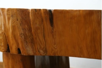中古　民芸家具　極厚一枚板!無垢屋久杉を輪切りにした大振りの座卓　定価約120万円　(R-082618)