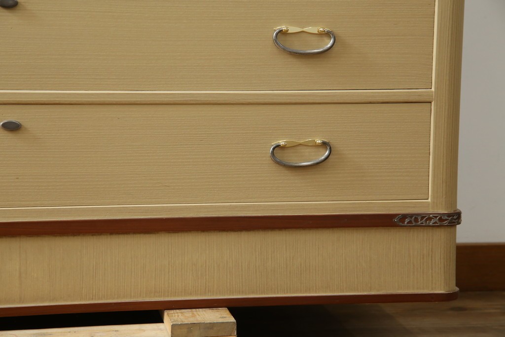 中古　美品　衣装盆付き　桑材のアクセントが美しい気品漂う桐箪笥　定価約170万円　(R-082619)