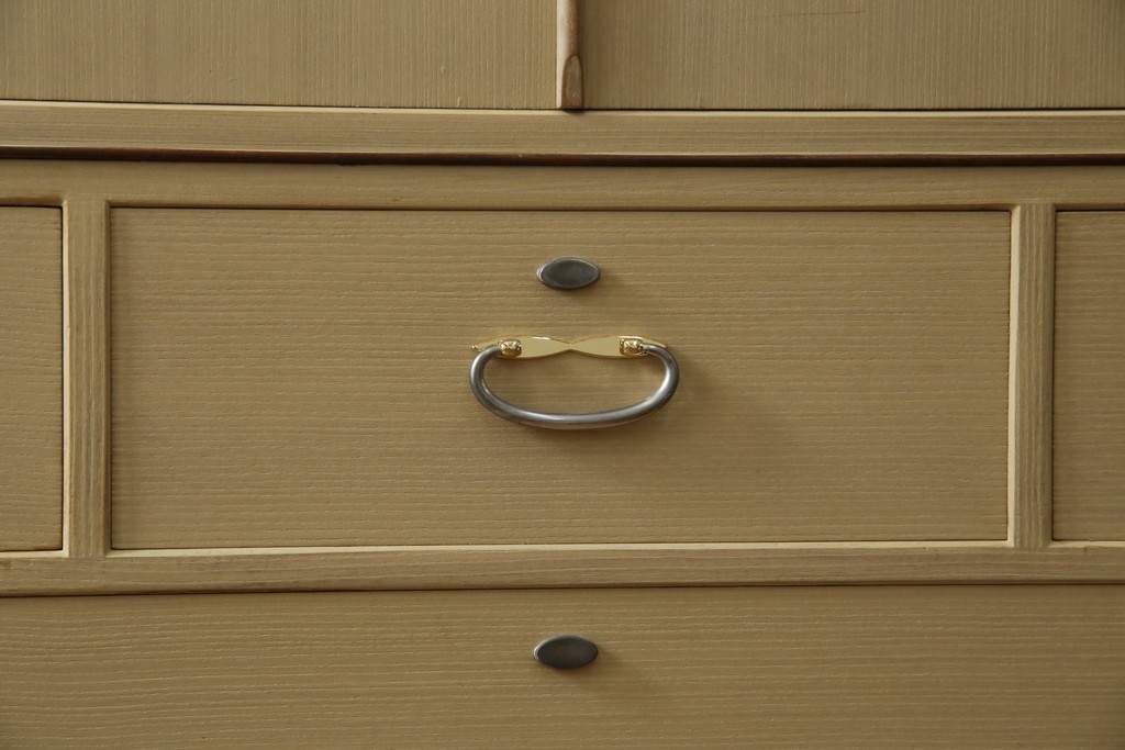 中古　美品　衣装盆付き　桑材のアクセントが美しい気品漂う桐箪笥　定価約170万円　(R-082619)