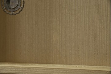 中古　美品　衣装盆付き　桑材のアクセントが美しい気品漂う桐箪笥　定価約170万円　(R-082619)