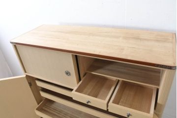 中古　美品　衣装盆付き　桑材のアクセントが美しい気品漂う桐箪笥(桐たんす、衣装箪笥、収納箪笥、着物箪笥、引き出し、和タンス、チェスト、バラ売り可能)(定価約170万円)(R-082619)