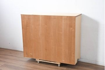 中古　美品　衣装盆付き　桑材のアクセントが美しい気品漂う桐箪笥・上段(桐たんす、衣装箪笥、収納箪笥、着物箪笥、和タンス、サイドボード、サイドキャビネット)(R-082620)