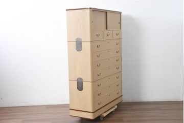 中古　美品　桑材のアクセントが映える上品な桐箪笥(桐たんす、衣装箪笥、収納箪笥、整理箪笥、引き出し、和タンス、チェスト、バラ売り可能)(R-082625)