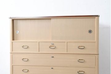 中古　美品　桑材のアクセントが映える上品な桐箪笥(桐たんす、衣装箪笥、収納箪笥、整理箪笥、引き出し、和タンス、チェスト、バラ売り可能)(R-082625)