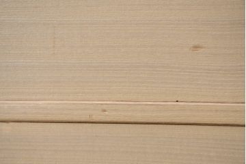 中古　美品　桑材のアクセントが映える上品な桐箪笥(桐たんす、衣装箪笥、収納箪笥、整理箪笥、引き出し、和タンス、チェスト、バラ売り可能)(R-082625)