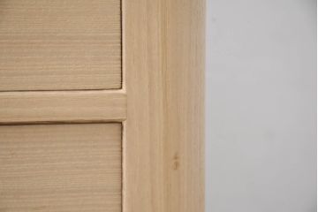 中古　美品　桑材のアクセントと金具が上品な桐箪笥・中段(桐たんす、衣装箪笥、収納箪笥、和タンス、サイドボード、サイドチェスト、ローチェスト、引き出し)(R-082627)