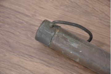 和製アンティーク　真鍮の重厚感と経年変化による風合いが和の趣を一層引き立てる自在鉤(じざいかぎ、古道具、ブラス、しんちゅう製)(R-082629)