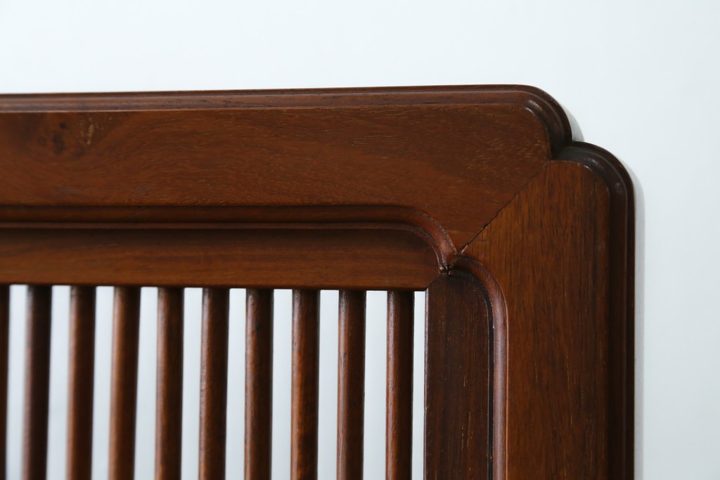 和製ビンテージ　花梨(カリン)材　透かし彫り　彫刻入り　竹梅・花鳥図　緻密な彫刻が施された美しい衝立て　(R-082631)