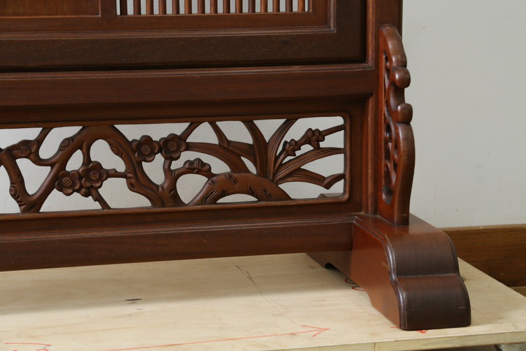 和製ビンテージ　花梨(カリン)材　透かし彫り　彫刻入り　竹梅・花鳥図　緻密な彫刻が施された美しい衝立て　(R-082631)