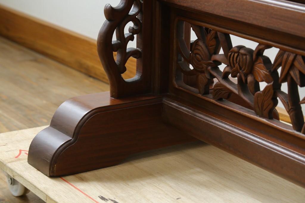 和製ビンテージ　花梨(カリン)材　透かし彫り　彫刻入り　竹梅・花鳥図　緻密な彫刻が施された美しい衝立て　(R-082631)