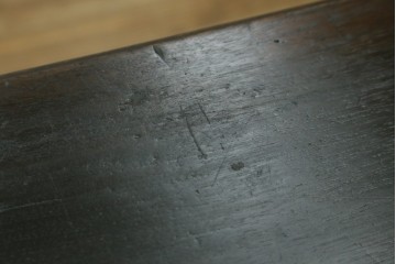 フランスアンティーク　1890年頃　ウォールナット材　彫刻入り　2杯の引き出しを備えたコンソールテーブル　(R-082633)