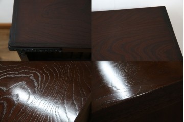 中古　寿楽　欅(ケヤキ)材　隠し付き　存在感のある金具付きの民芸箪笥　(R-082635)