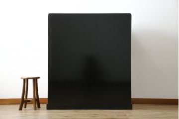 中古　美品!!　高級品!!　総漆塗り　艶やかな朱塗りが美しい色合いの総桐着物箪笥(衣装箪笥、収納箪笥、和タンス、桐たんす、桐箪笥)(定価推定約120万円)(R-082636)