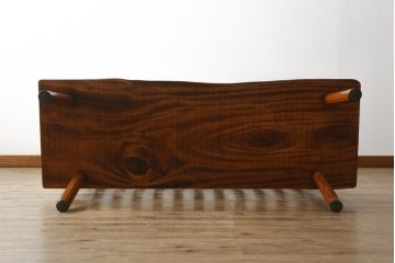 中古　美品　宮崎県　アトリエミヤタ (miyata)　欅(ケヤキ)材　クス材　木の風合いを楽しめるあぐらベンチ(長椅子、長イス、板座チェア)(定価約43万円)(R-082637)