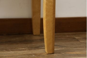 中古　美品　高級品!!　松創(MATSUSO・マツソウ)　バーズアイメープル　曲げガラス　品のある佇まいのドレッサーとスツールのセット(化粧台、鏡台、ミラー、イス、椅子、飾り棚、ガラスケース、収納棚、戸棚、引き出し、ドレッシングチェスト)(定価約173万円)(R-082639)