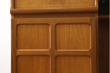 イギリスビンテージ　nathan社(ネイサン)　スライド式メモパッド付き　十字型の意匠が特徴的なコンパクトデスク(サイドテーブル、テレフォンテーブル、片袖机、ワークデスク、在宅用、在宅ワーク用、電話台、英国、ヴィンテージ)(R-082645)