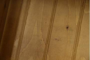 中古　美品　アメリカ輸入家具　パイン材　縦型　カントリースタイルの空間づくりにおすすめのトールチェスト　(R-082646)