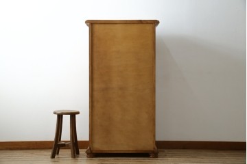 中古　美品　アメリカ輸入家具　パイン材　縦型　カントリースタイルの空間づくりにおすすめのトールチェスト　(R-082646)