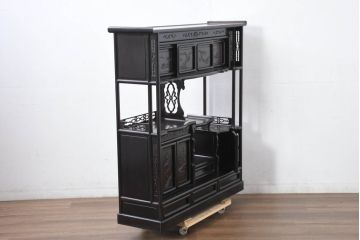 和製ビンテージ　美品!!　美しい縞黒檀(シマコクタン)材が魅力!手彫り彫刻の格調高い茶棚(飾り棚、違い棚、収納棚、戸棚、ヴィンテージ)(R-082647)