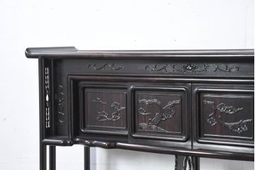 和製ビンテージ　美品!!　美しい縞黒檀(シマコクタン)材が魅力!手彫り彫刻の格調高い茶棚(飾り棚、違い棚、収納棚、戸棚、ヴィンテージ)(R-082647)