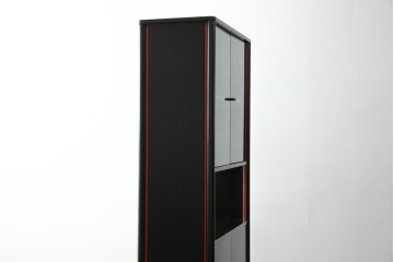 中古　Cassina(カッシーナ)　Brera(ブレラ)　モダンなデザインが素敵な縦型キャビネット　(R-082649)