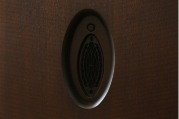 中古　美品　高級品!!　SEIKO(セイコー)　EMBLEM(エンブレム)　HW572B　モダンデザイン　洗練された高級感漂うデザインの報時ホールクロック　定価約110万円　(R-082650)