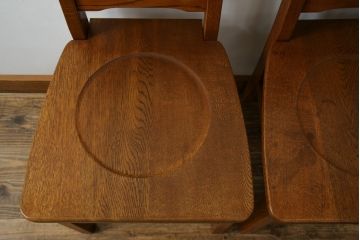 和製ビンテージ　高級品　Oak Village(オークウィレッシ)製　総楢(ナラ)材　上質な作りのダイニングチェア2脚セット(Dチェア、板座チェア、アームレスチェア、椅子、イス、ヴィンテージ、バラ売り可能)(R-082652)