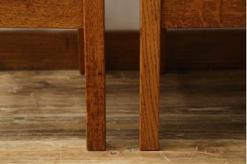 和製ビンテージ　高級品　Oak Village(オークウィレッシ)製　総楢(ナラ)材　上質な作りのダイニングチェア2脚セット(Dチェア、板座チェア、アームレスチェア、椅子、イス、ヴィンテージ、バラ売り可能)(R-082652)